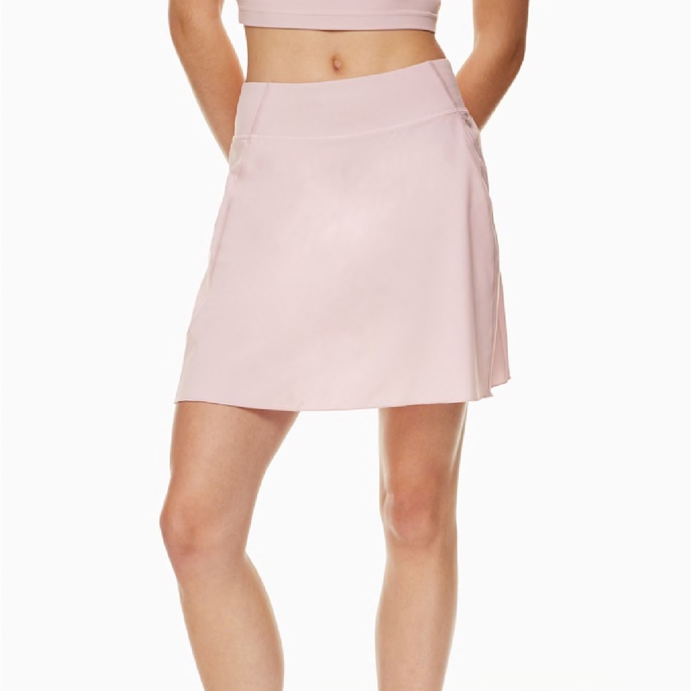 NWT Aritzia TNA Move Serve Tennis Skirt